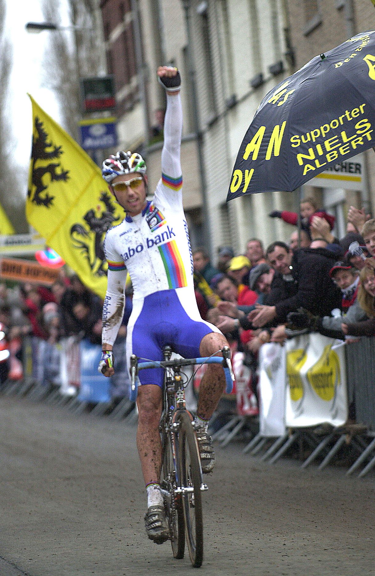 CROSS 2006